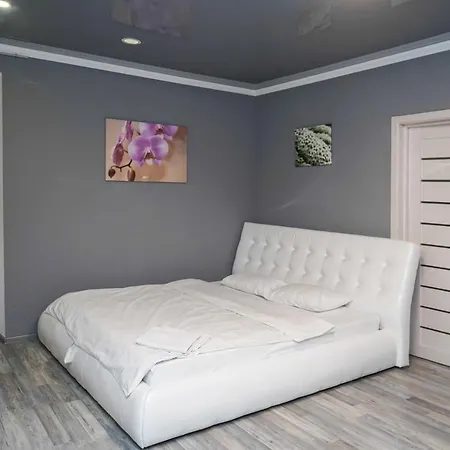 Cozy In A New Building Close To The Downtown Apartmán *